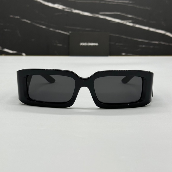 NEW DG6197 501/87 DOLCE&GABBANA BLACK SQUARE WOMEN SUNGLASSES - Picture 2 of 9